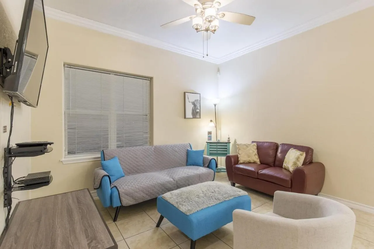 Ground Floor With Pool Unit A - Island Morning Sun 1 Apartment