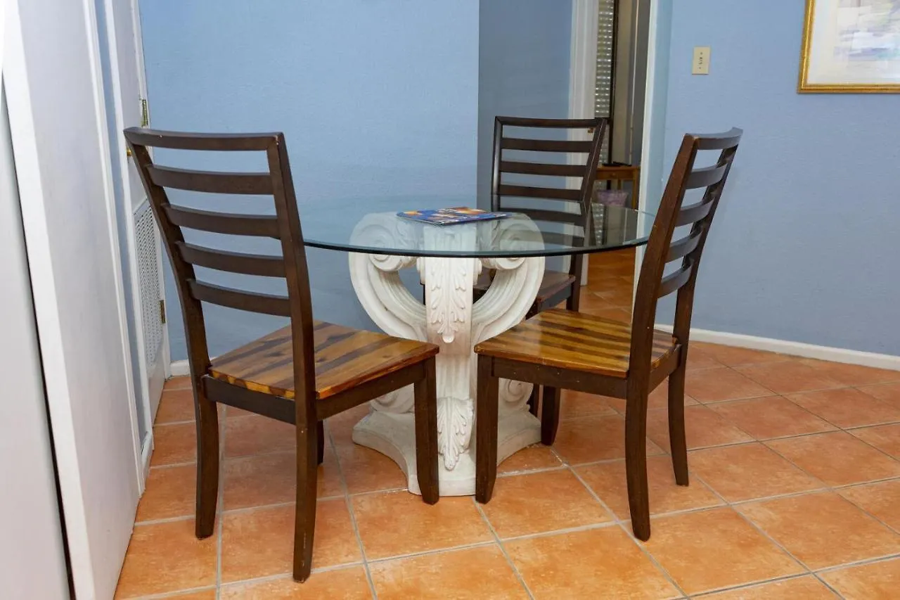 Walk To House In Heart Of Entertainment District - Atrium Unit 102 Appartement *