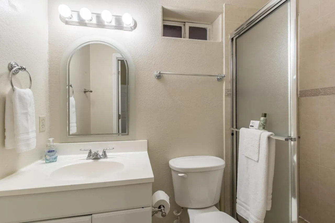 Apartment Ground Floor With Pool Unit A - Island Morning Sun 1 South Padre Island