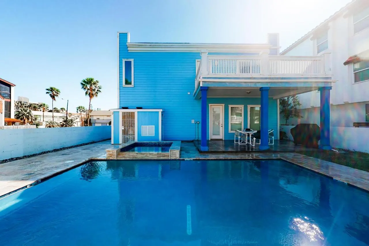 Holiday home Blue Dolphin *