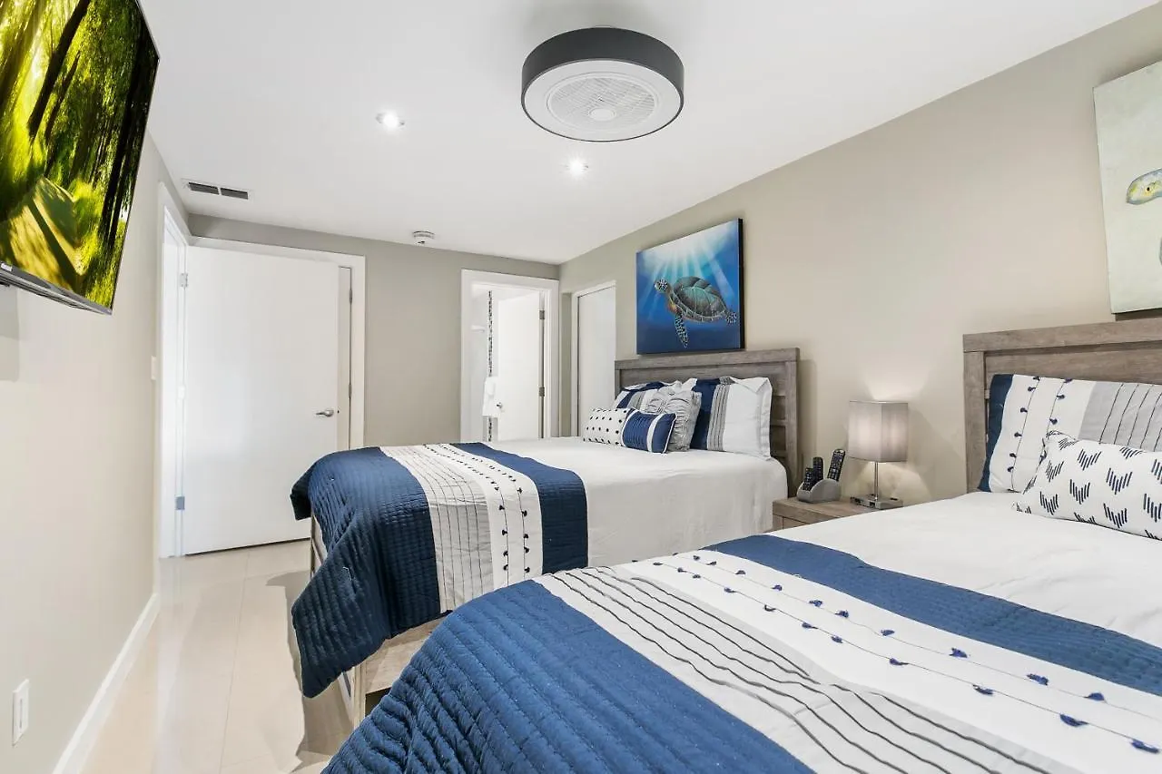 Newly Decorated In Beautiful Beachfront * South Padre Island