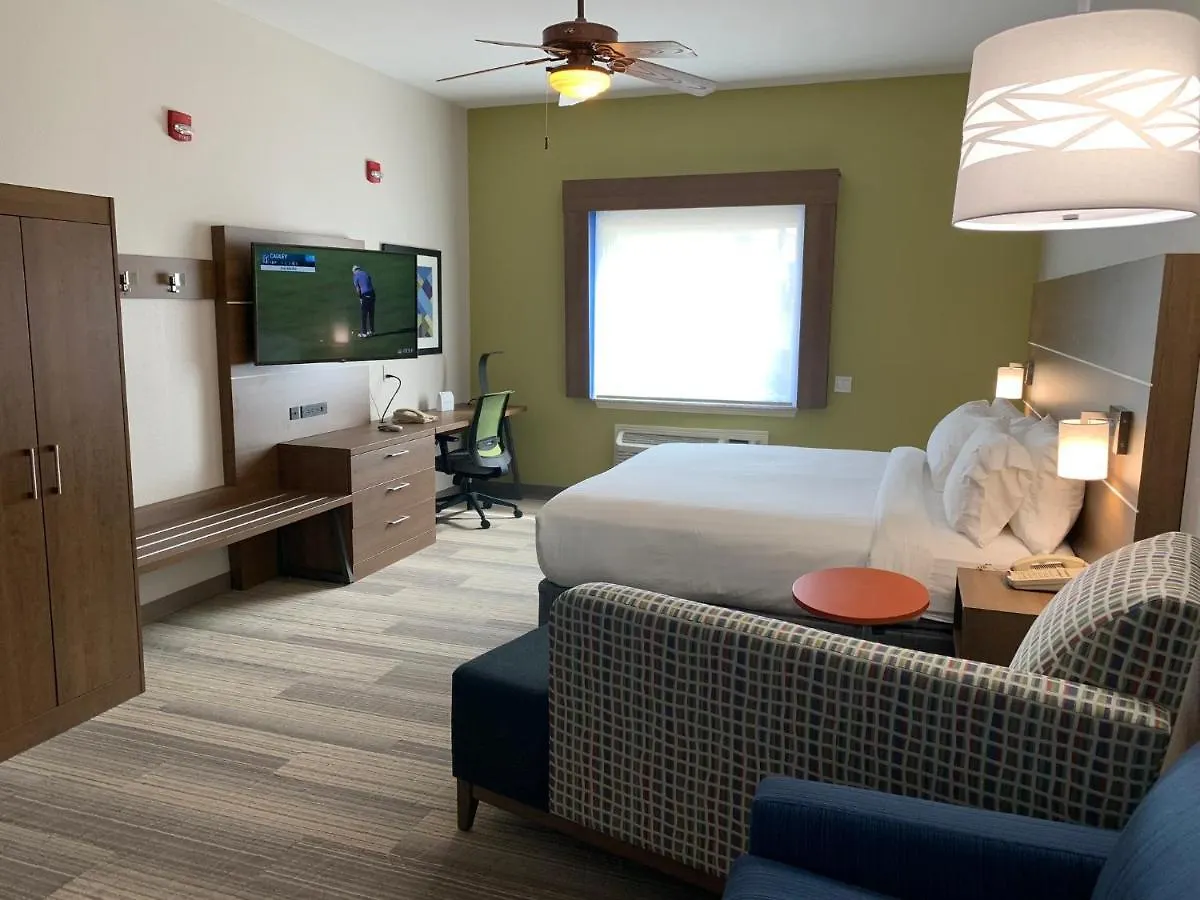 Express And By Ihg 3*