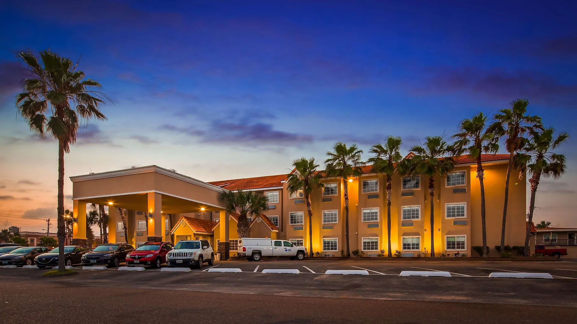 Western Beachside 3*