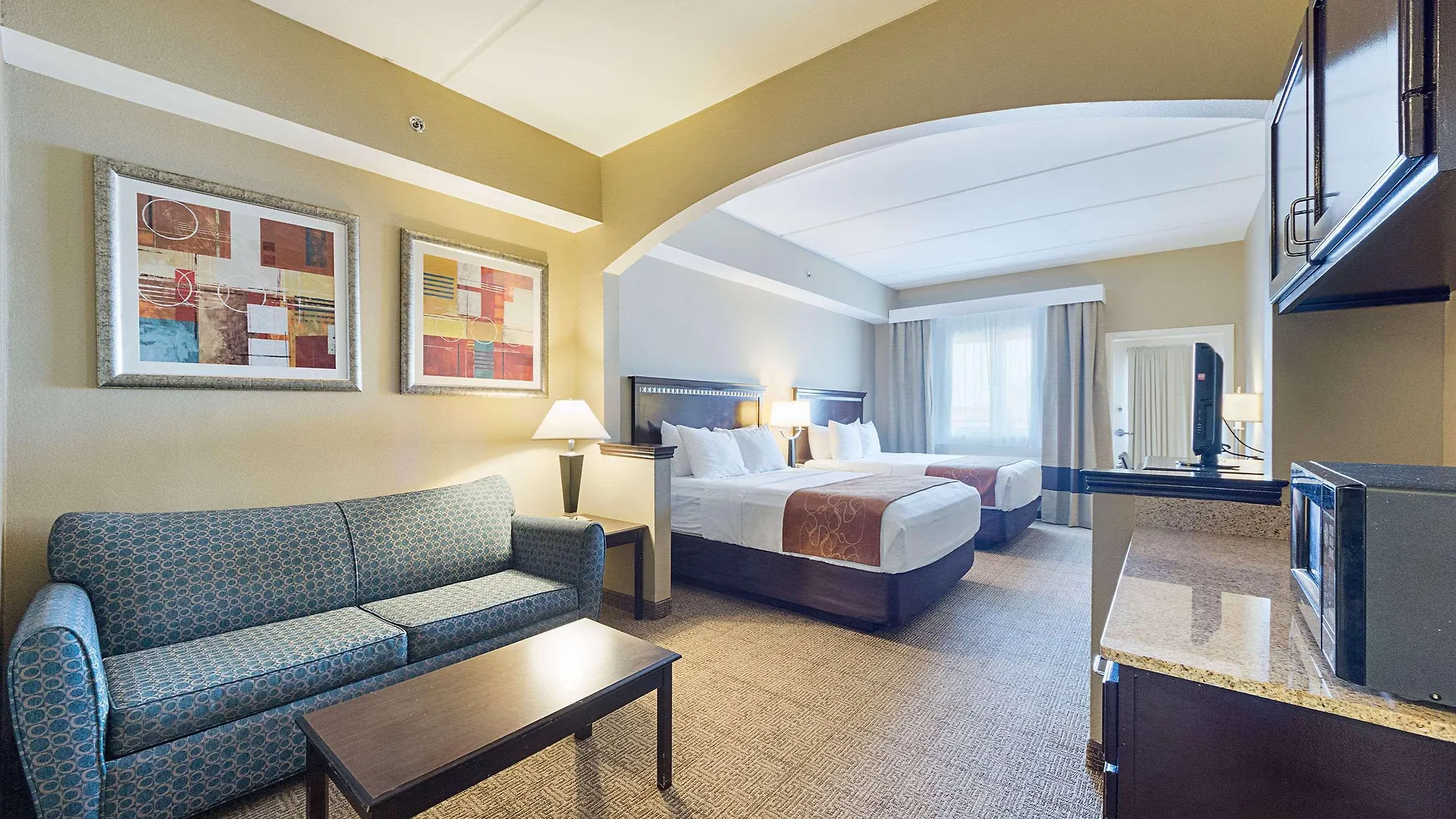 Comfort Beachside Hotel