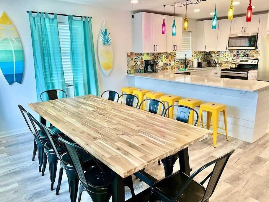 Hébergement de vacances Sleeps 22, 7 Bedrooms, 2min Walk To The Beach, Private Heated Pool And Hot Tub, Zula Del Mar Texas