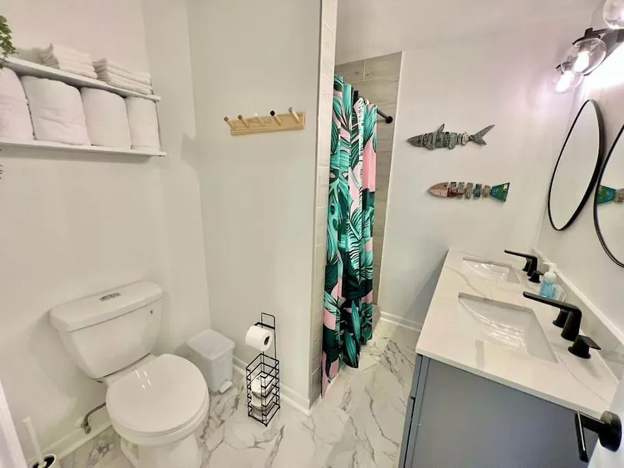 Sleeps 22, 7 Bedrooms, 2min Walk To The Beach, Private Heated Pool And Hot Tub, Zula Del Mar Texas *
