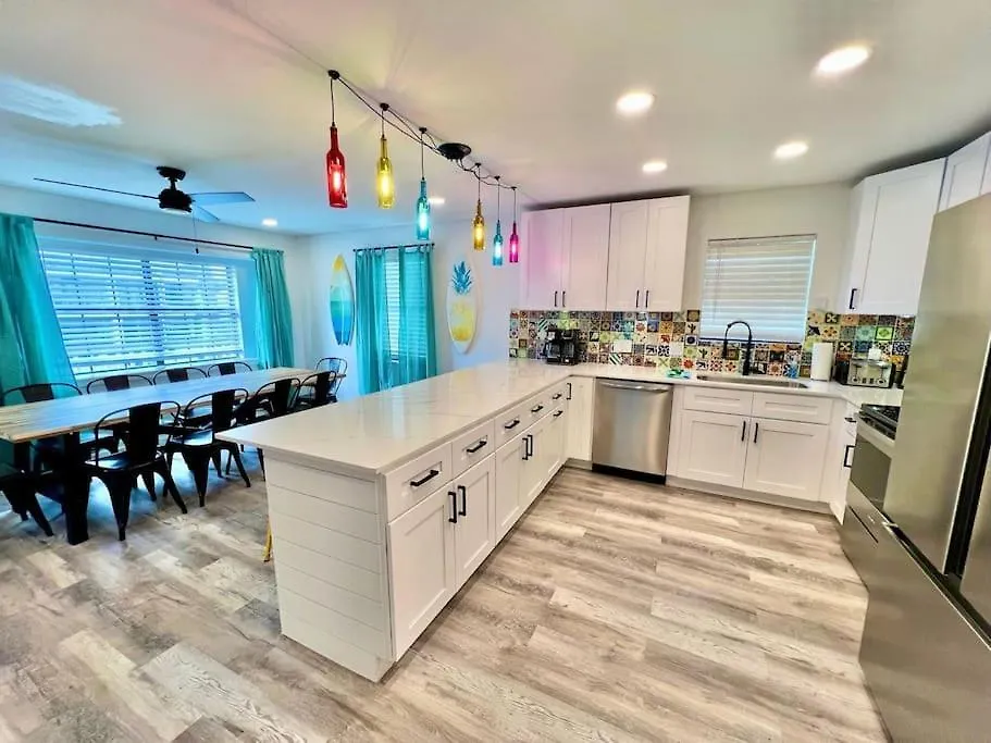 Hébergement de vacances Sleeps 22, 7 Bedrooms, 2min Walk To The Beach, Private Heated Pool And Hot Tub, Zula Del Mar Texas South Padre Island