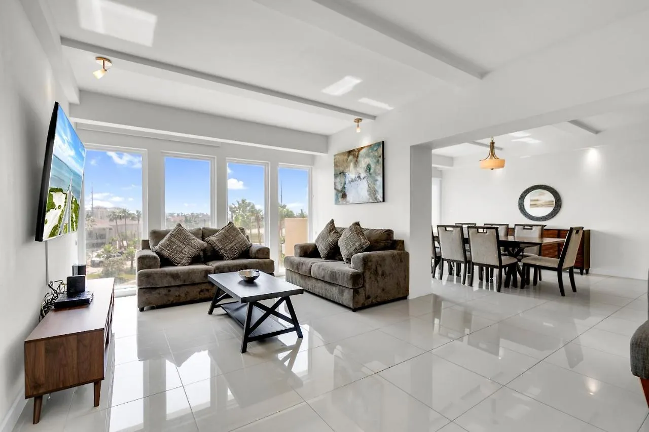 Perfect Condo, For Everyone! Beachfront South Padre Island