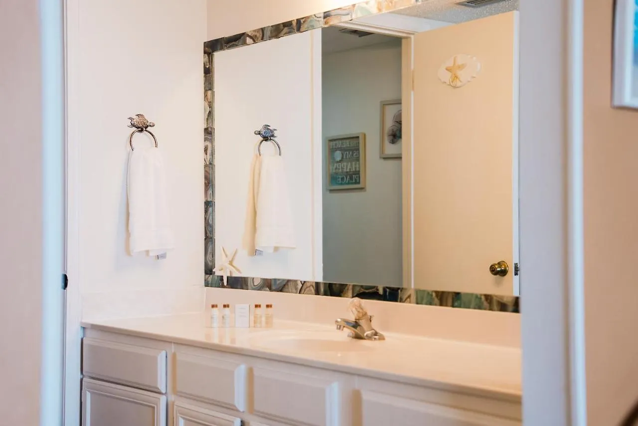 Holiday home Beautiful 2br Oceanfront - Suntide Iii, Unit 507