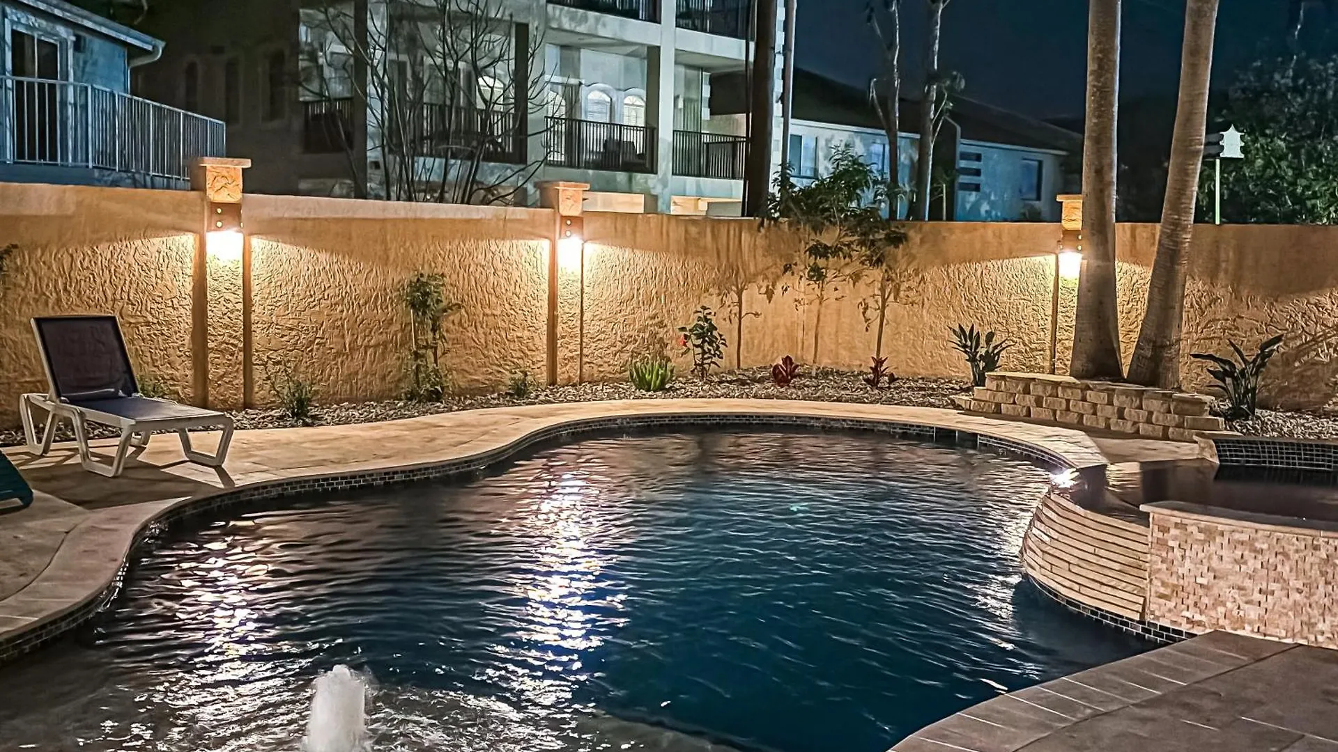 Holiday home Lantana Bay Escape *