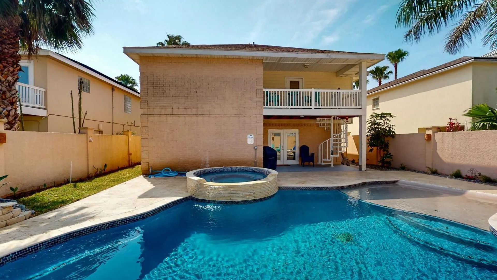 Holiday home Lantana Bay Escape *