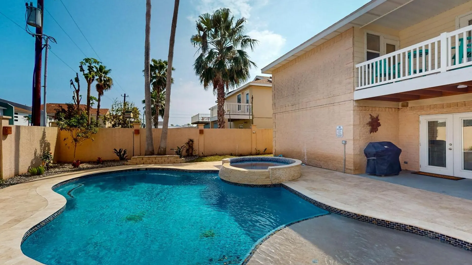 Lantana Bay Escape