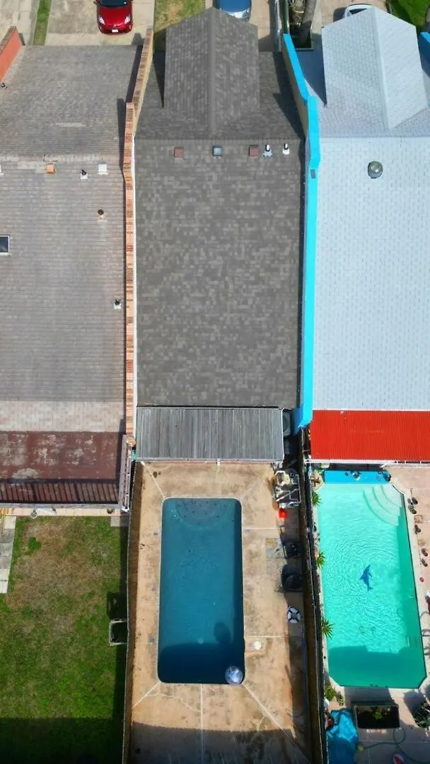 Private Townhome With Private Pool - Sparkys Pool House *