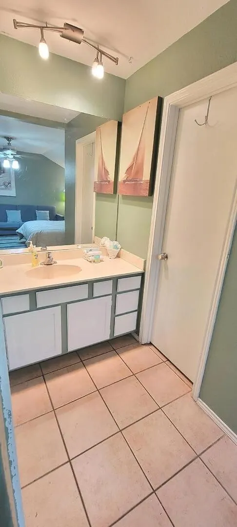 Private Townhome With Private Pool - Sparkys Pool House