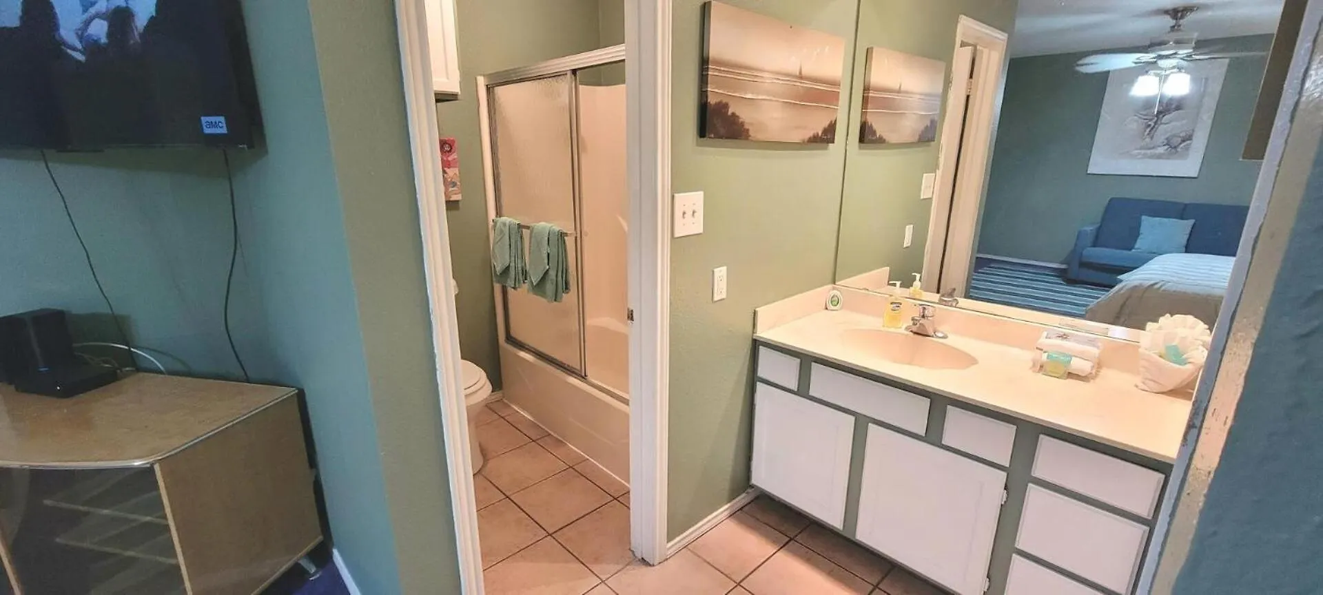 Private Townhome With Private Pool - Sparkys Pool House *