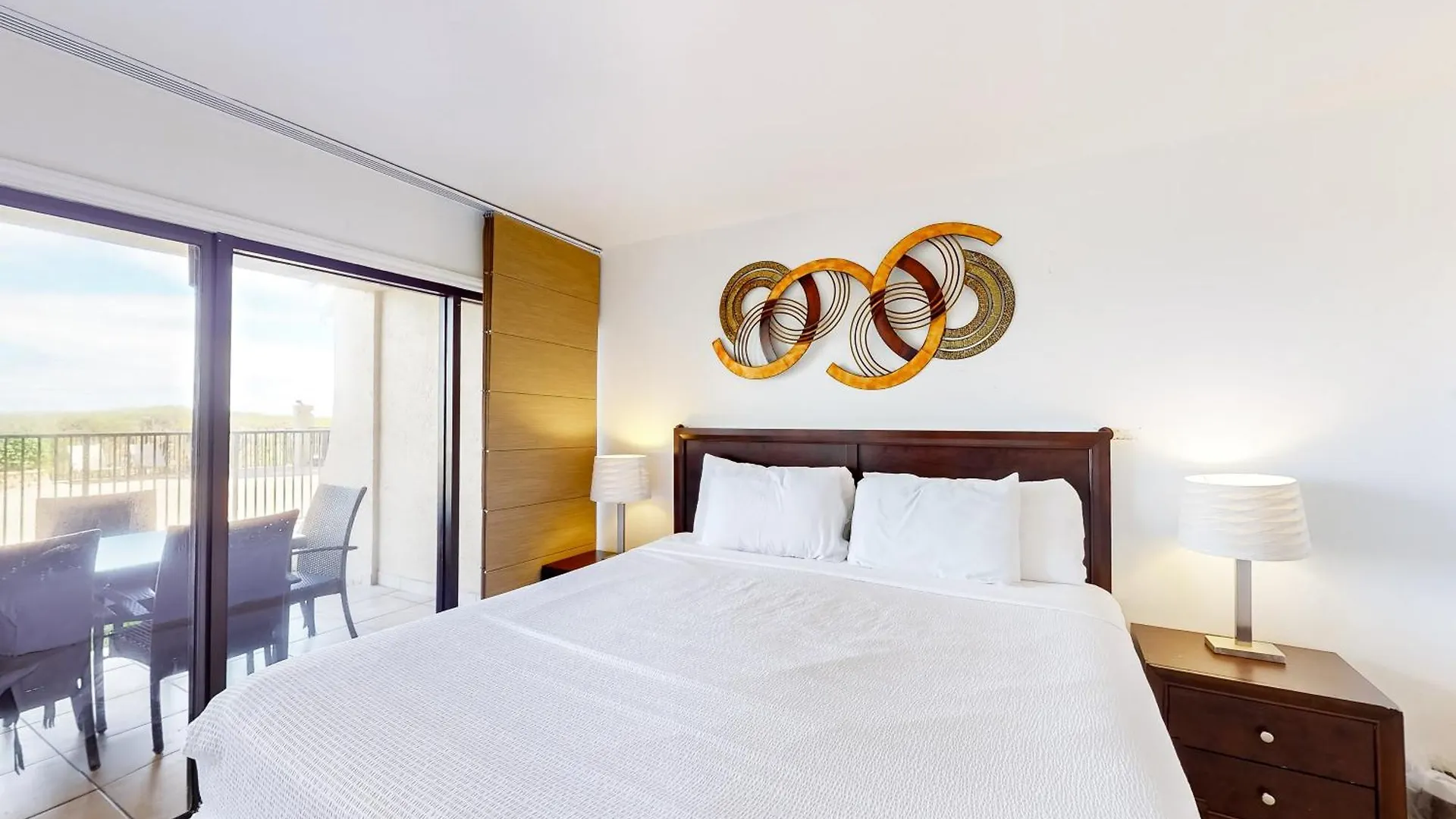 Ocean Vista #102 Appartement *