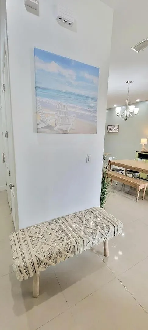 La Isla F102 Tatil Evi