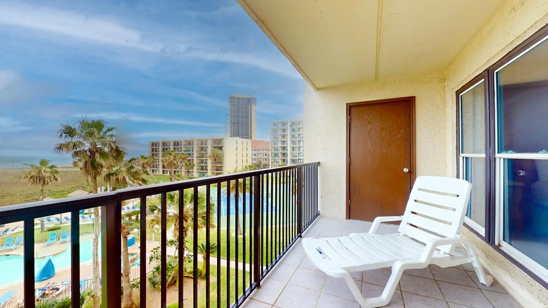 Saida Tower I Feriehus