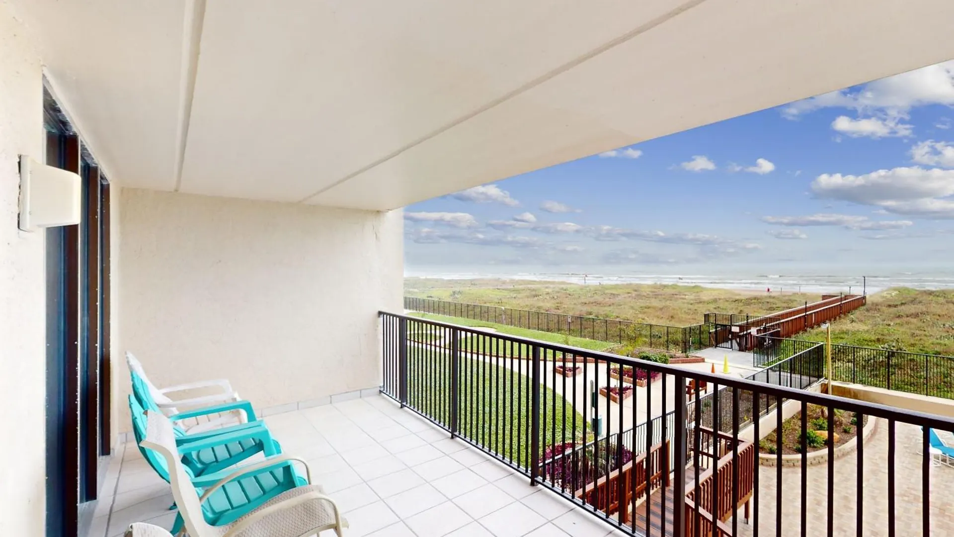 Suntide Iii Apartment