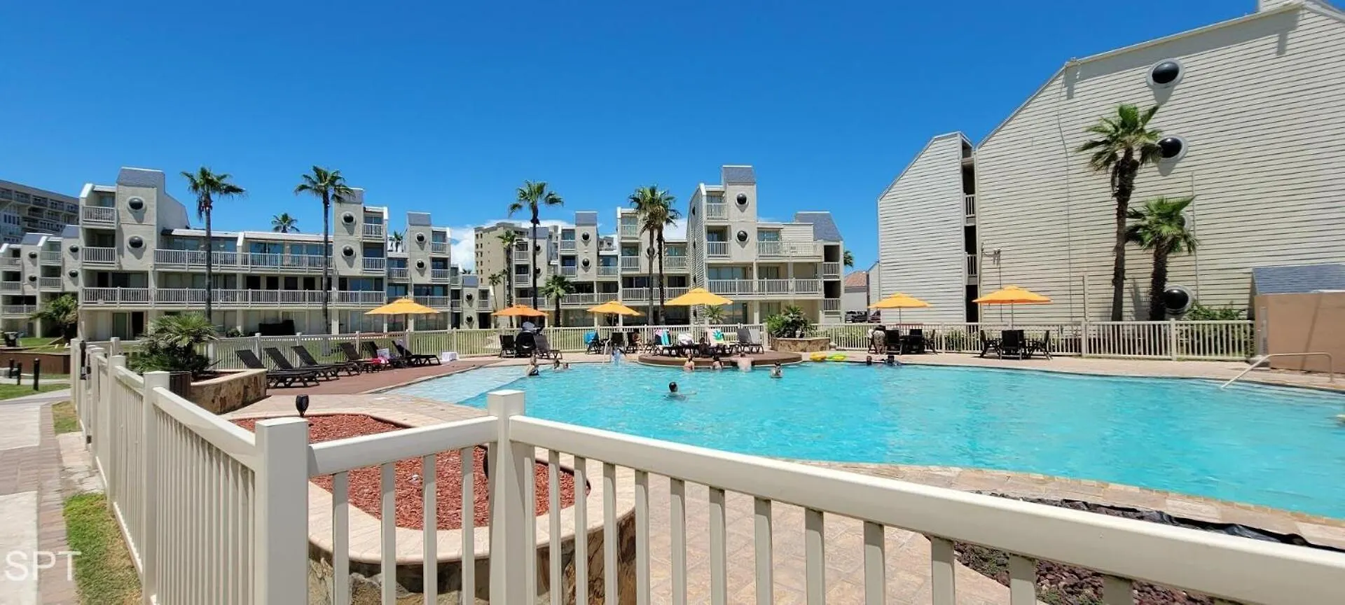 Renovated Beachfront With 2 Pools, Tons Of Beds Bahia Mar #426 דירה סאות' פאדרה איילנד