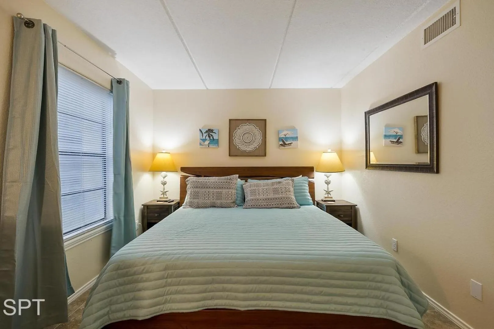 Habitat #9 Apartment
