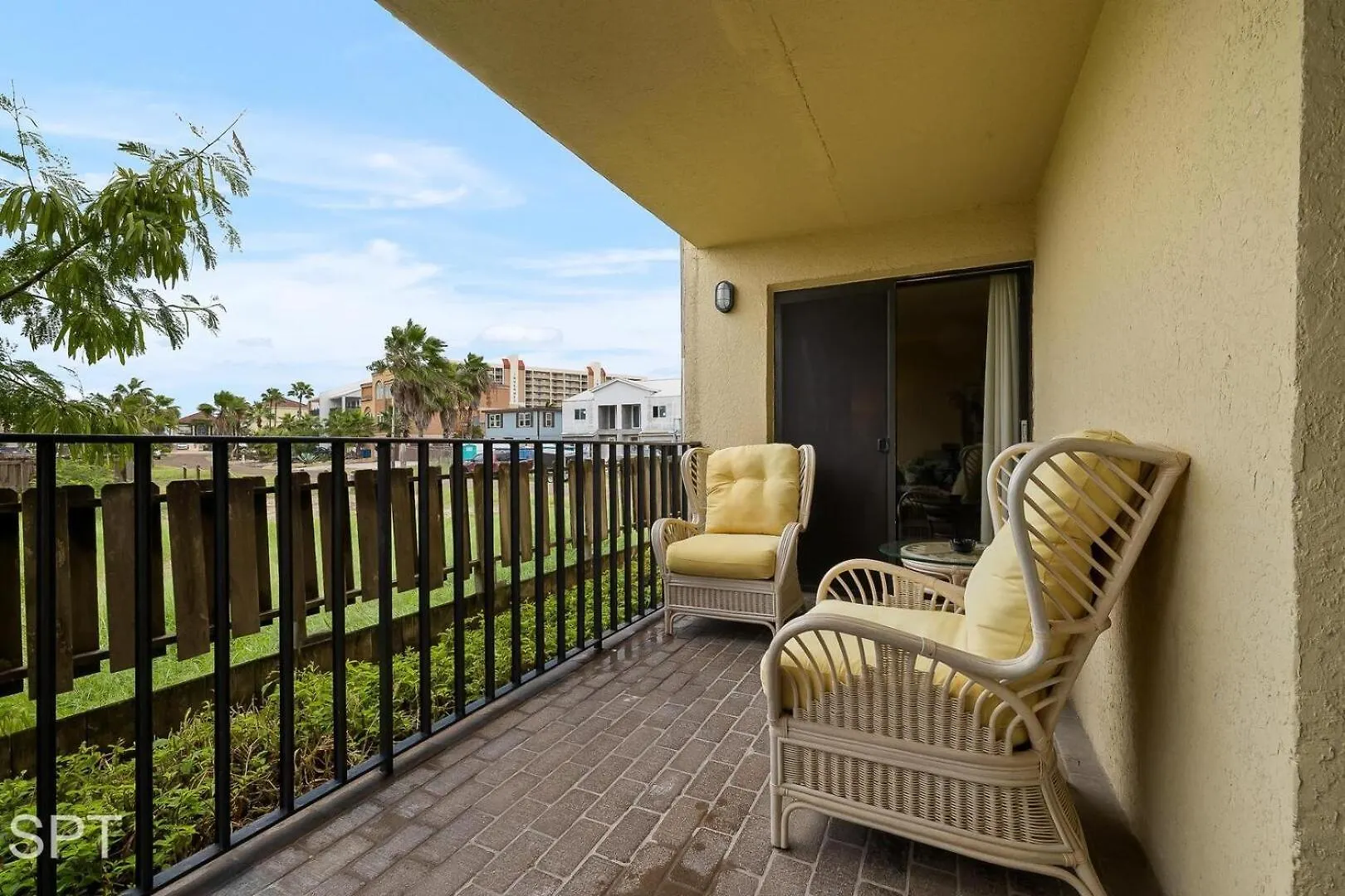 Apartment Habitat #9 South Padre Island