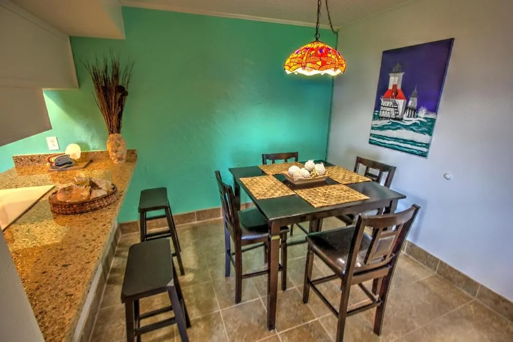 Tiki Spi Beachfront Condo, Right On The Beach! Apartman South Padre Island