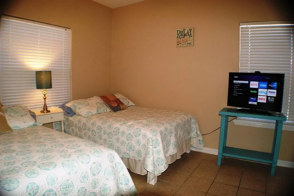 Cabos Ii #1 Mid-island 2-3 Minute Walk Access * South Padre Island