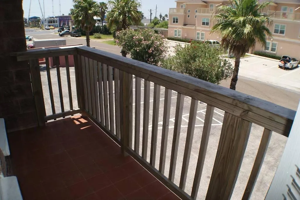 Palmas 8 Close To Entertainment District, Access شقة