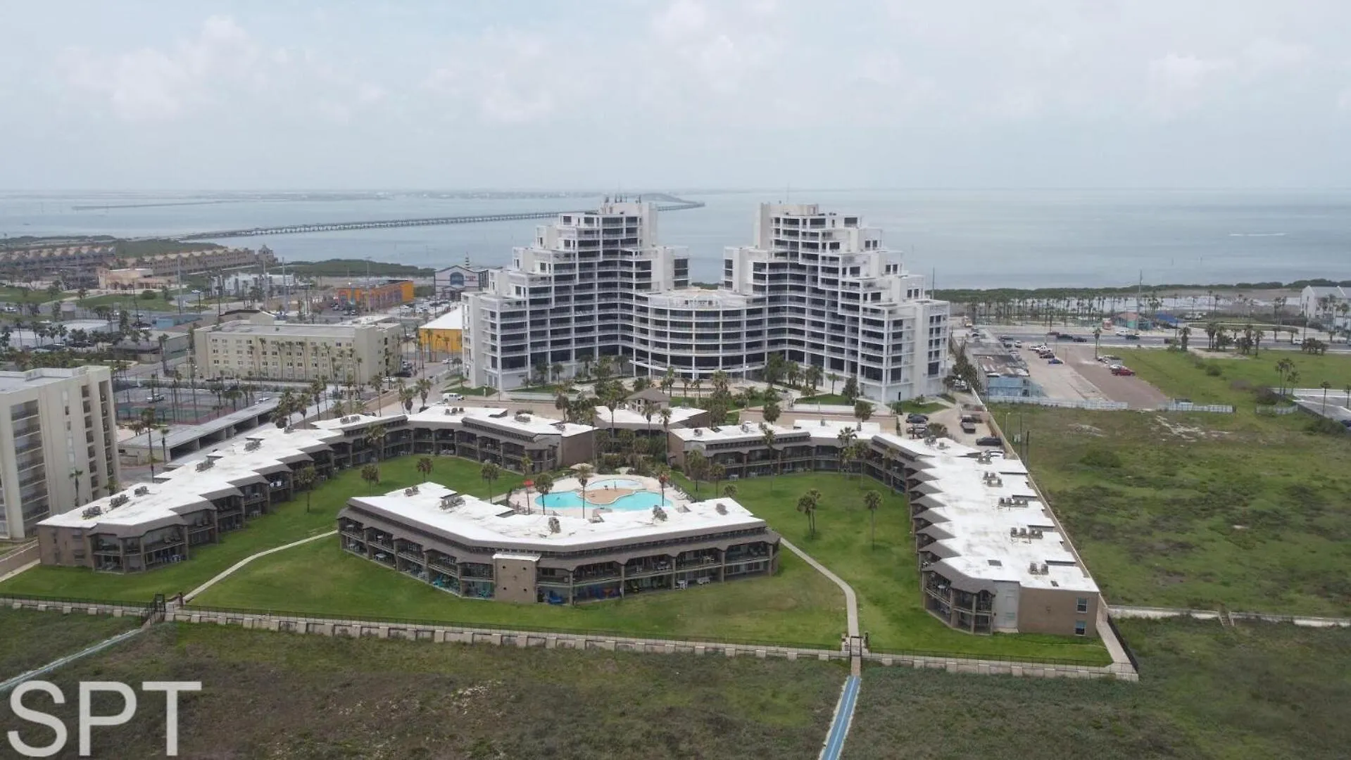 2-level Beachfront Luxury - Sunchase Iv - 326 Apartament
