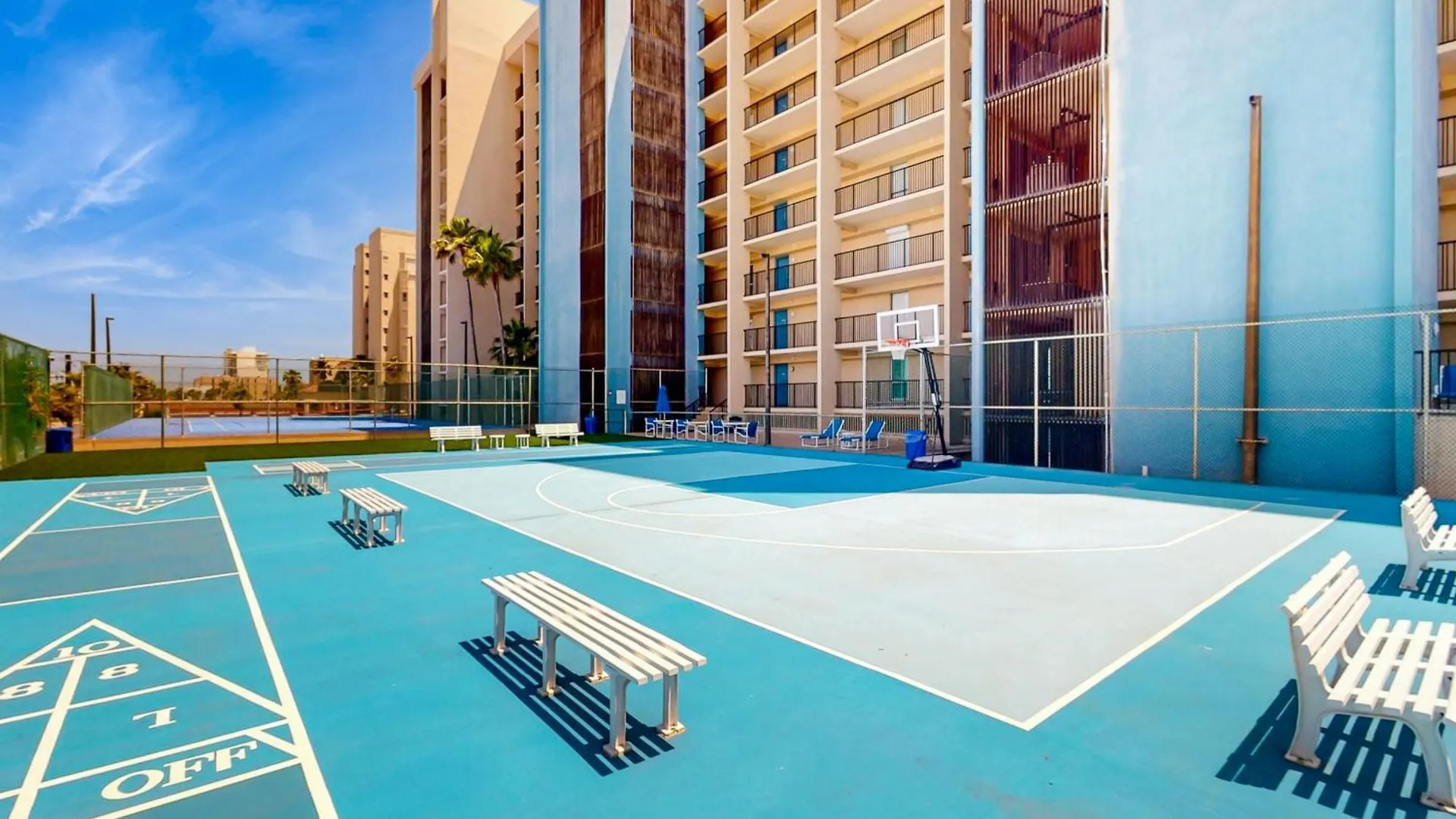Apartment Suntide Iii *