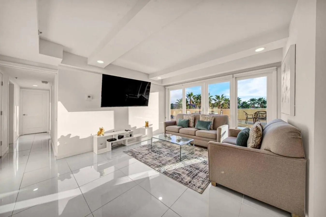 Luxury Beachfront With Amazing Sunset Views Holiday home *