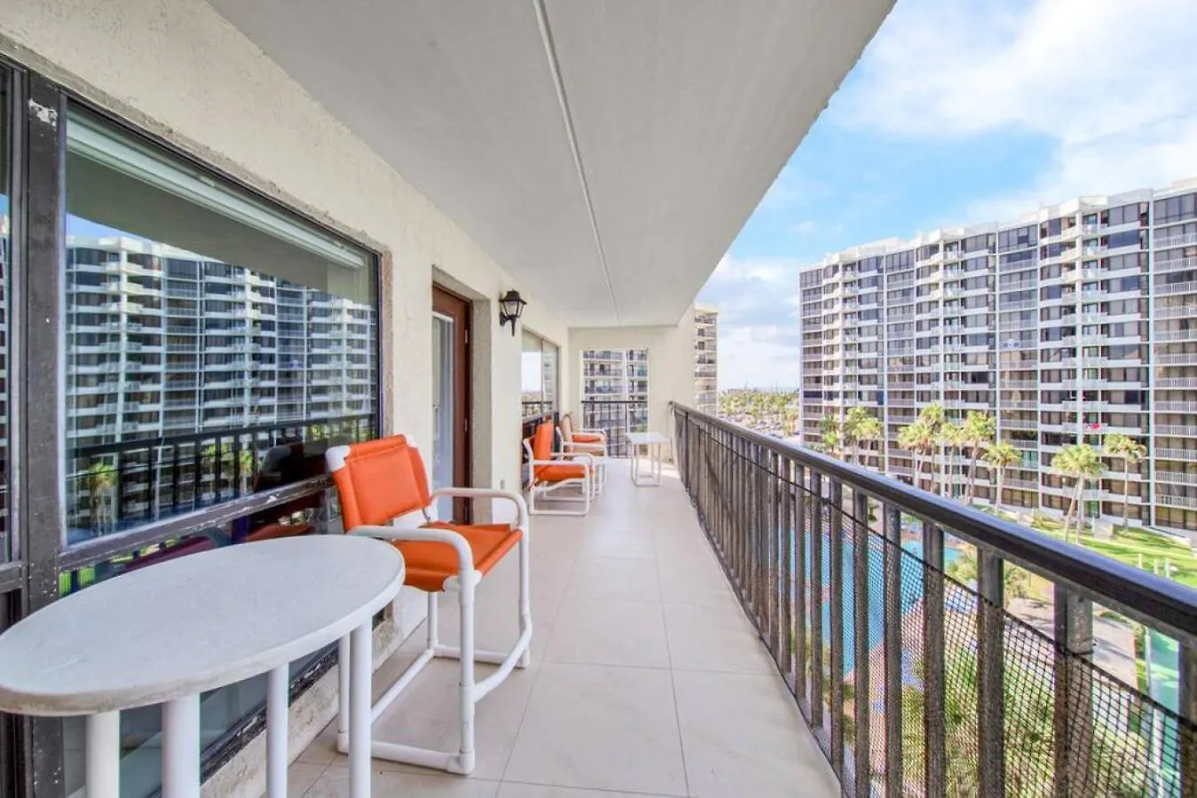 Amazing 7th Floor Beachfront Wonderful Views Semesterbostad