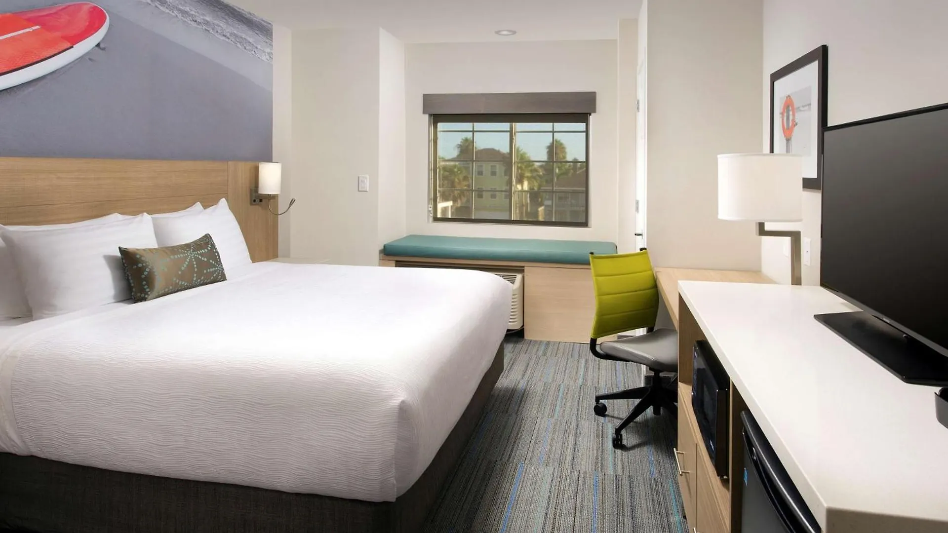 Western Beachside 3*