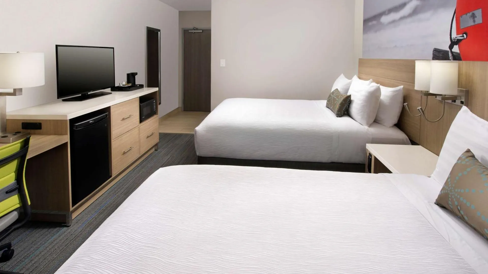 Western Beachside Hotel