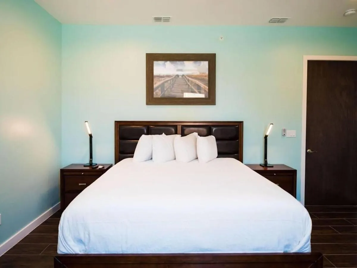5 Bedroom Beachfront - 3rd Floor Apartmán