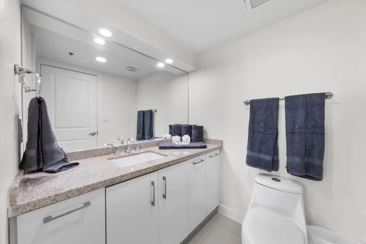 Stunning Sunsets And Spacex Views Apartment *