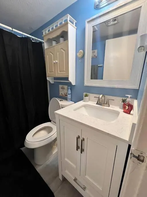 2 Bedroom Walk To The