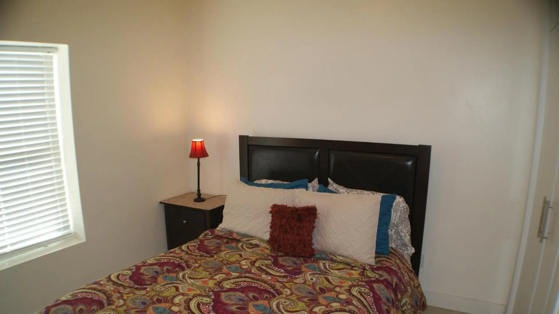 Apartment La Isla 201 Mid-island Next Park Isla Blanca *