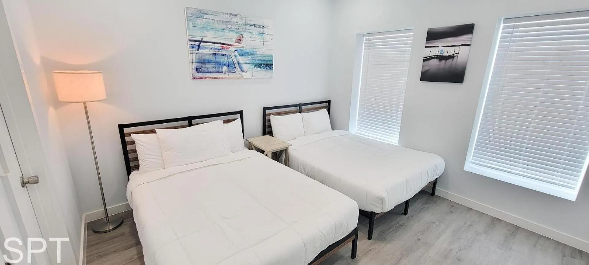 De Laguna 4 Townhouse