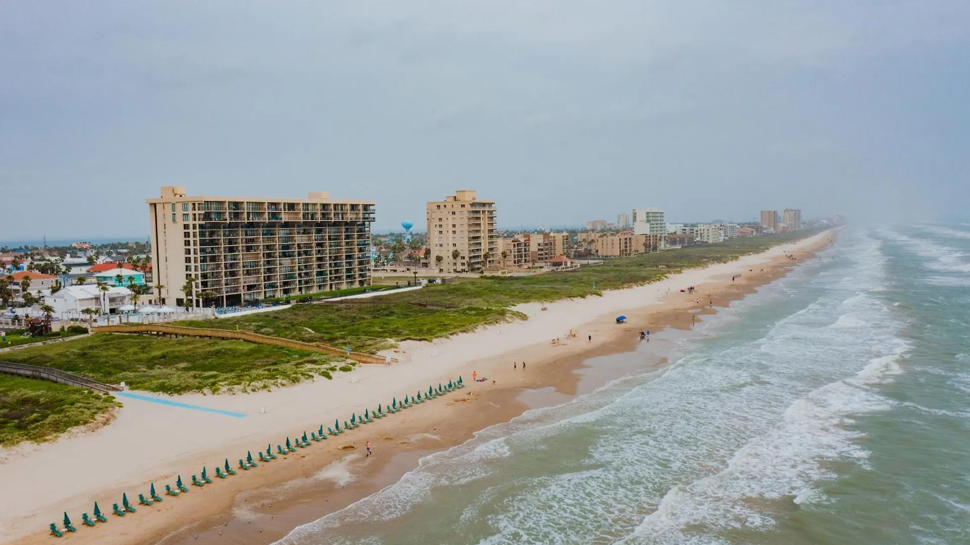 Beachfront 2br Condo, Suntide Iii, Unit 209 Holiday home *