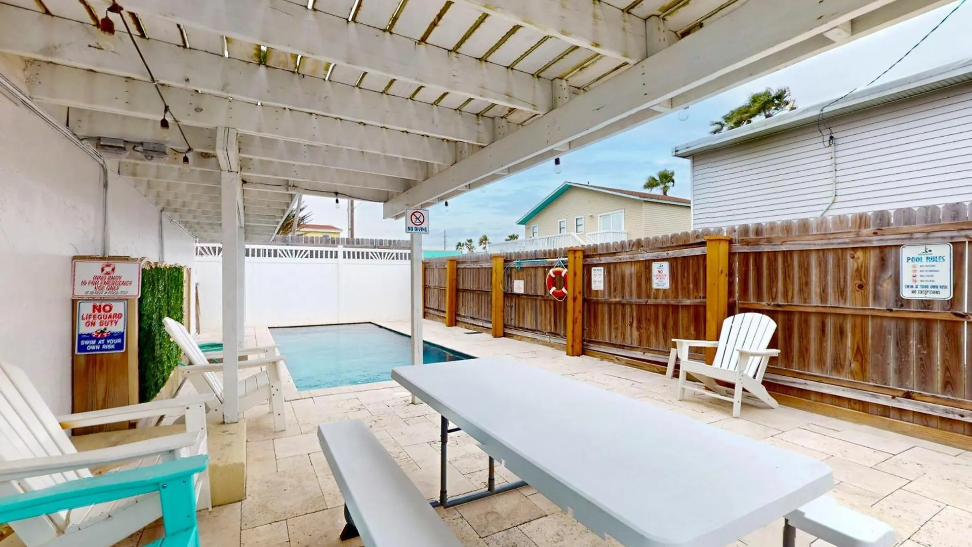 The Amberjack Oasis