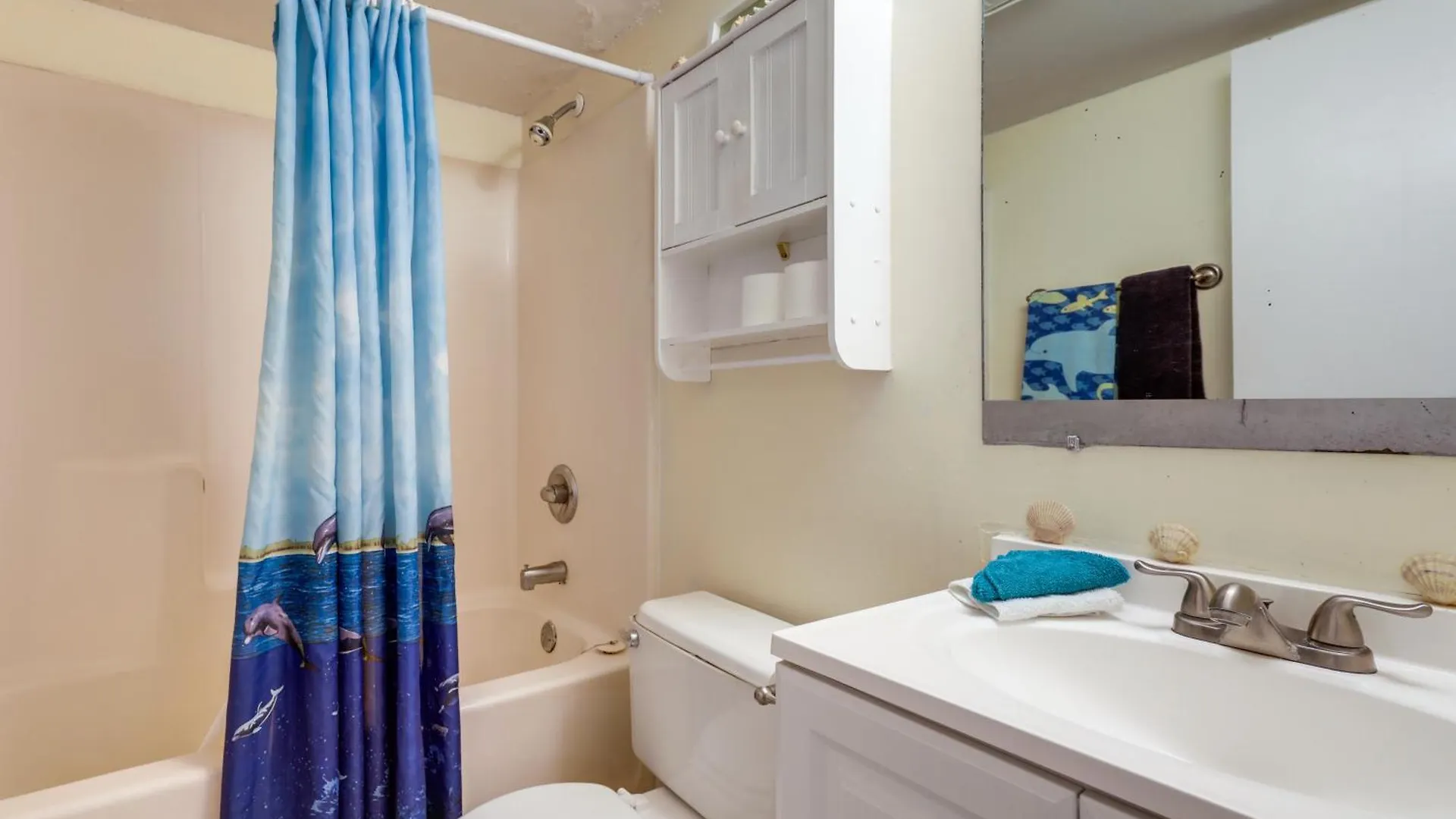 Apartment - Walk To Beaches! South Padre Island