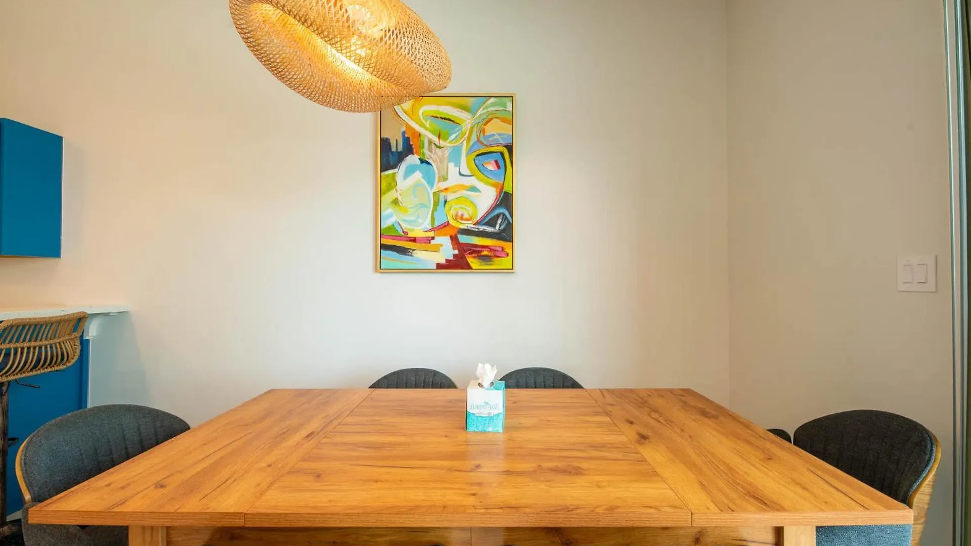 Moonlit Dunes Den Apartment *