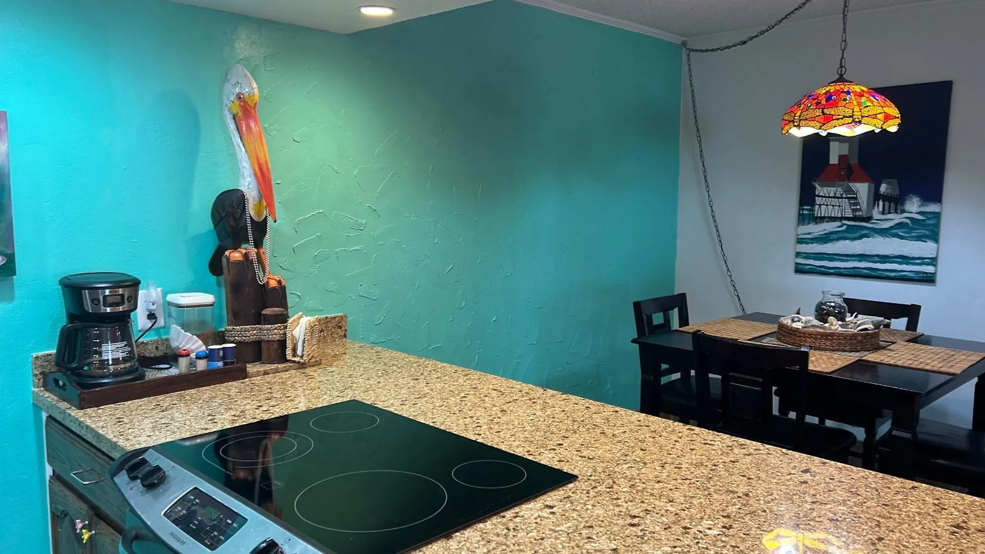 Tiki Spi Beachfront Condo, Right On The Beach! Apartman