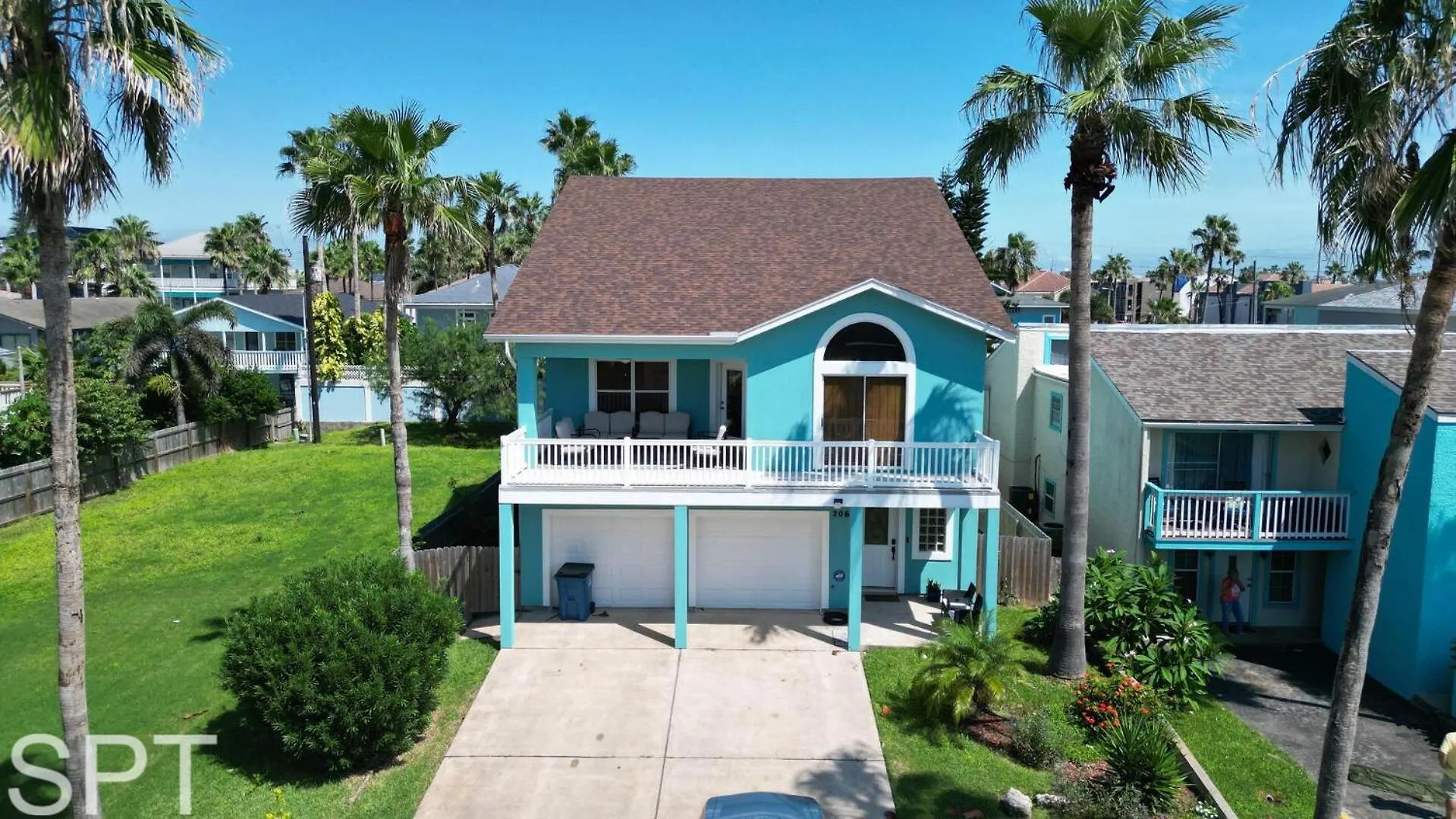 Tranquil Turquoise Retreat