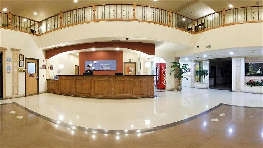 Resort Express And By Ihg 3*