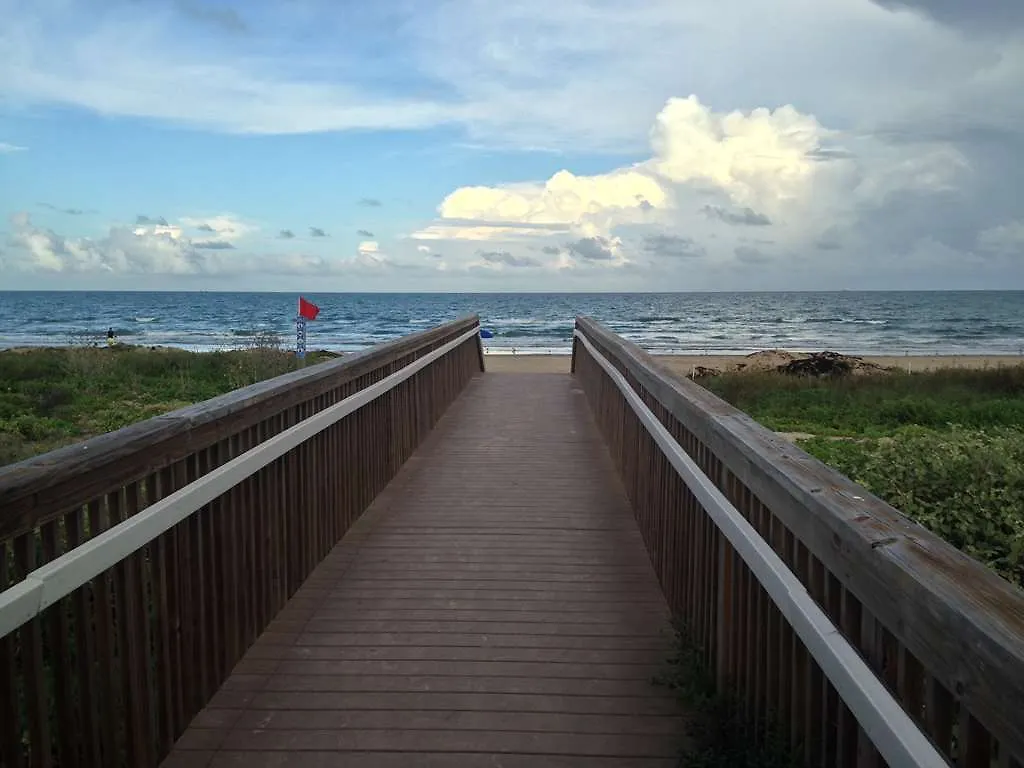 Western Beachside 3*