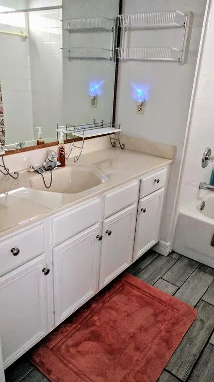 Bahama Breeze #2 Sea Dancer Apartment *