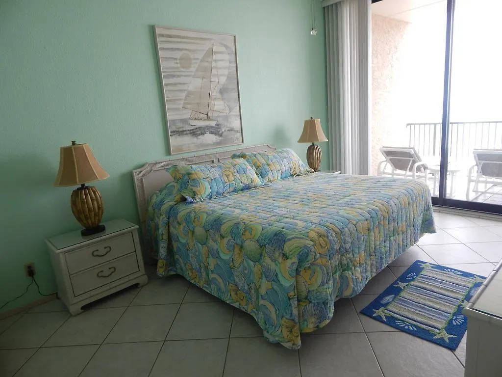 Suntide III Condominiums Apartmanhotel 3*